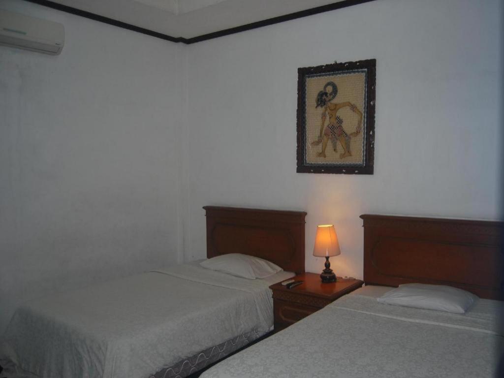 Sadinah Sahid Josodipuro Hotel Colomadu Exterior photo